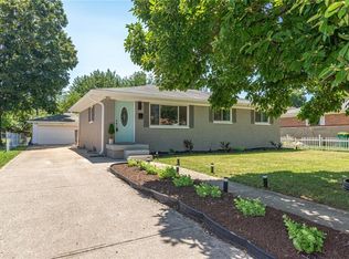 5615 Meadowood Dr, Indianapolis, IN