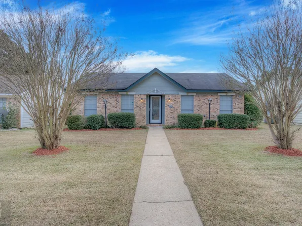 5955 Braeloch Dr, Shreveport, LA 71129