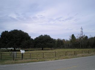 1052 Saltmine Hwy, Breaux Bridge, LA 70517