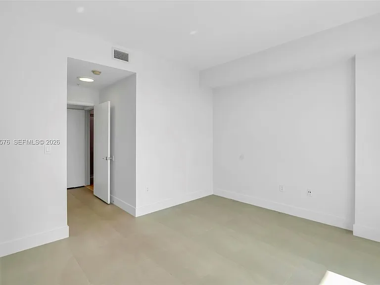 79 SW 12th St #2302 — Photo 23