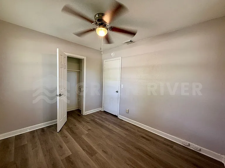 3078 W 15th St — Photo 18