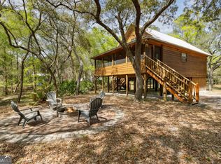 162 Flicker Ln, Saint George, GA 31562