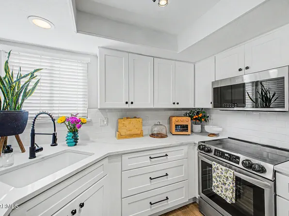 2455 E BROADWAY Road #65, Mesa, AZ 85204