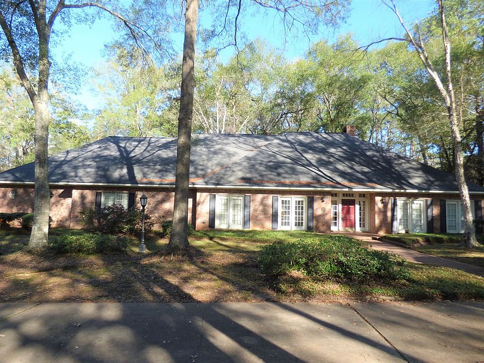 2nd image of 4801 Mystic Ln