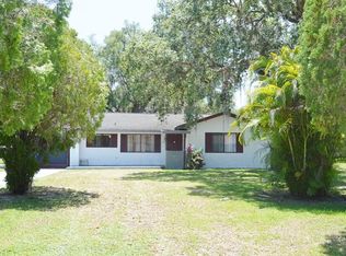 4012 N Edgewater Cir, Labelle, FL 33935