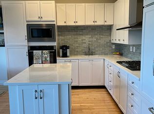 333 NW 9th Ave UNIT 1214, Portland, OR 97209