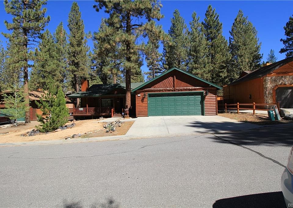 1st image of 241 Crater Lake Dr