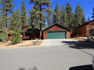 241 Crater Lake Dr, Big Bear Lake, CA 92315