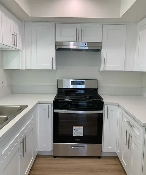 1122 Linden Ave #15 — Photo 3