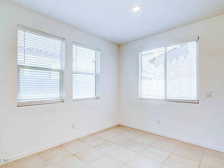 9902 E Tamery Ave — Photo 9