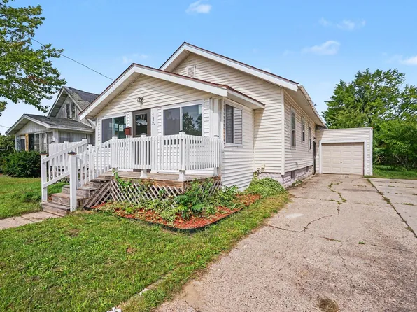 436 Catawba Ave, Muskegon, MI 49442