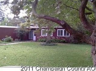 104 Flora Dr, Champaign, IL 61821