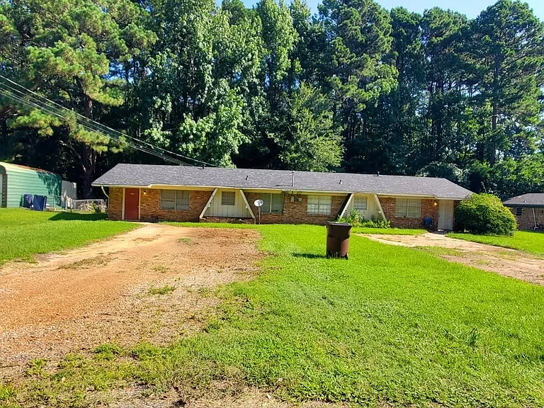 205 Clearview Dr #B — Photo 1
