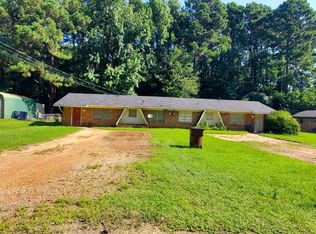 205 Clearview Dr #B, Atlanta, TX 75551