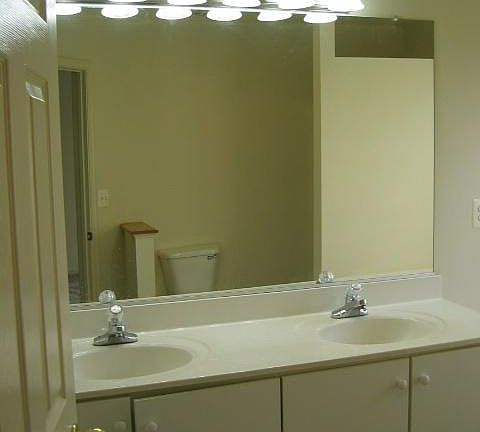 Master Bedroom Super Bath Double Vanity Two Sinks