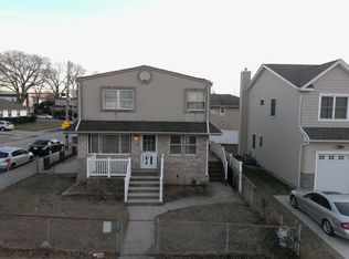 1371 Rosser Ave, Elmont, NY 11003
