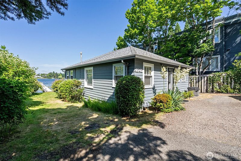 4th image of 4545 Lake Washington Blvd NE