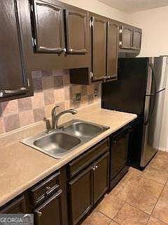 3rd image of 309 Augusta Dr SE