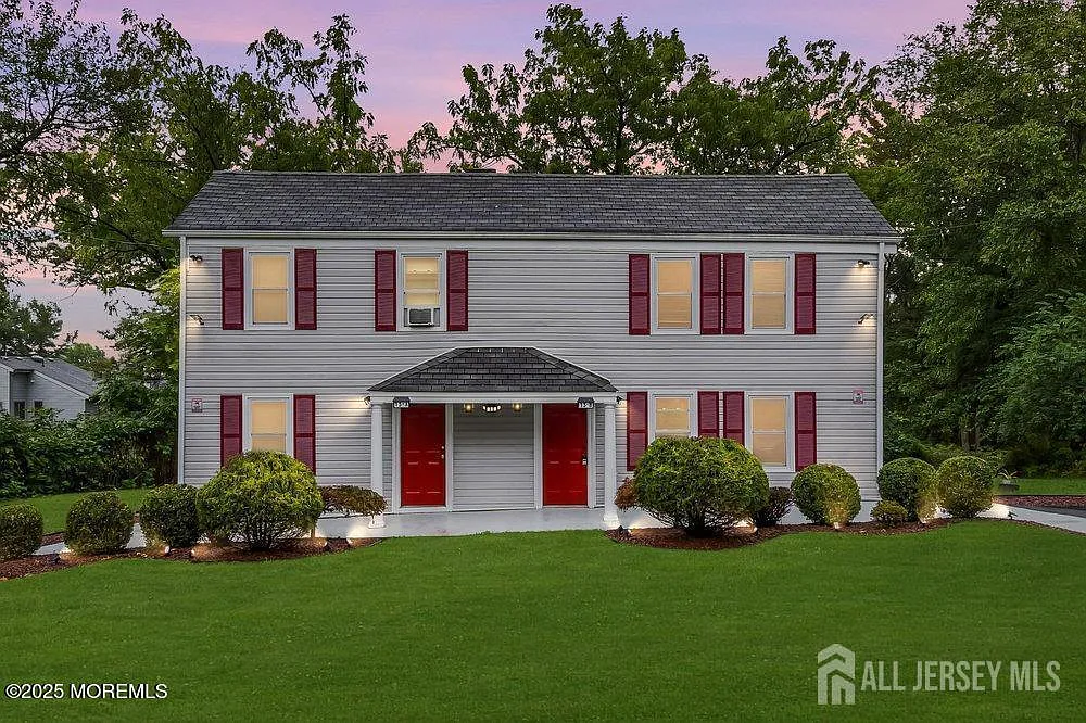 2 bed, 1.5 bath, $2,800 — Photo 2