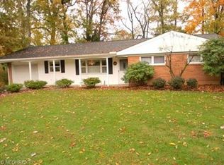 1432 Brookwood Dr NW, Canton, OH 44708