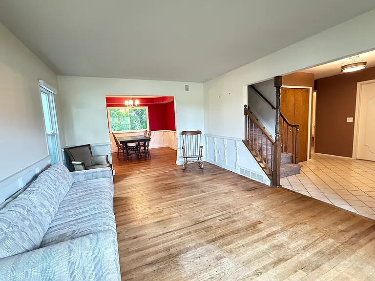 3163 Plymouth Rd — Photo 13