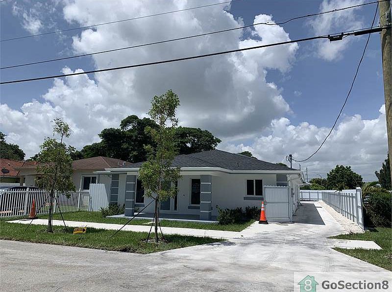 1st image of 21870 SW 118th Ave #A