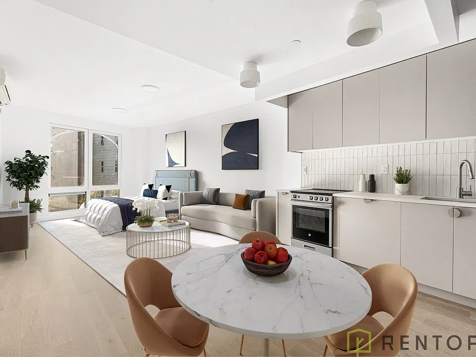 210 Greenpoint Ave #8I