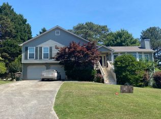 989 Spring View Pl, Sugar Hill, GA 30518