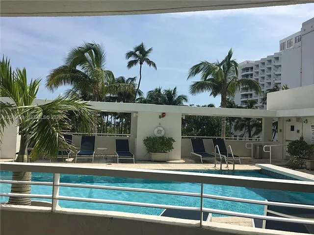 200 Ocean Dr #3C — Photo 5