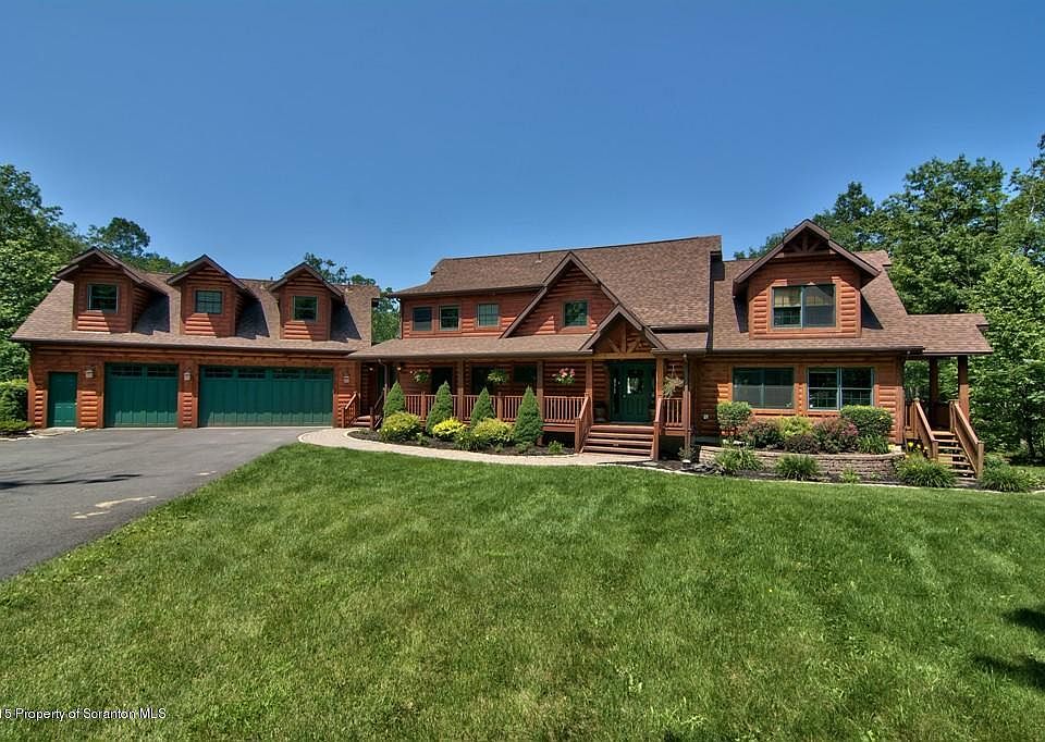1st image of 110 Canterbury Ct