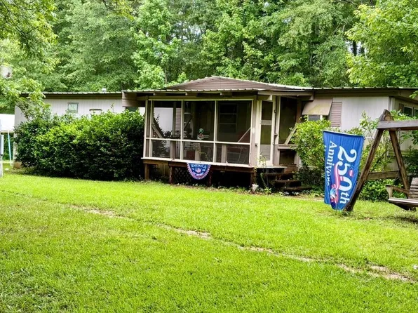 102 Village Way, Hemphill, TX 75948