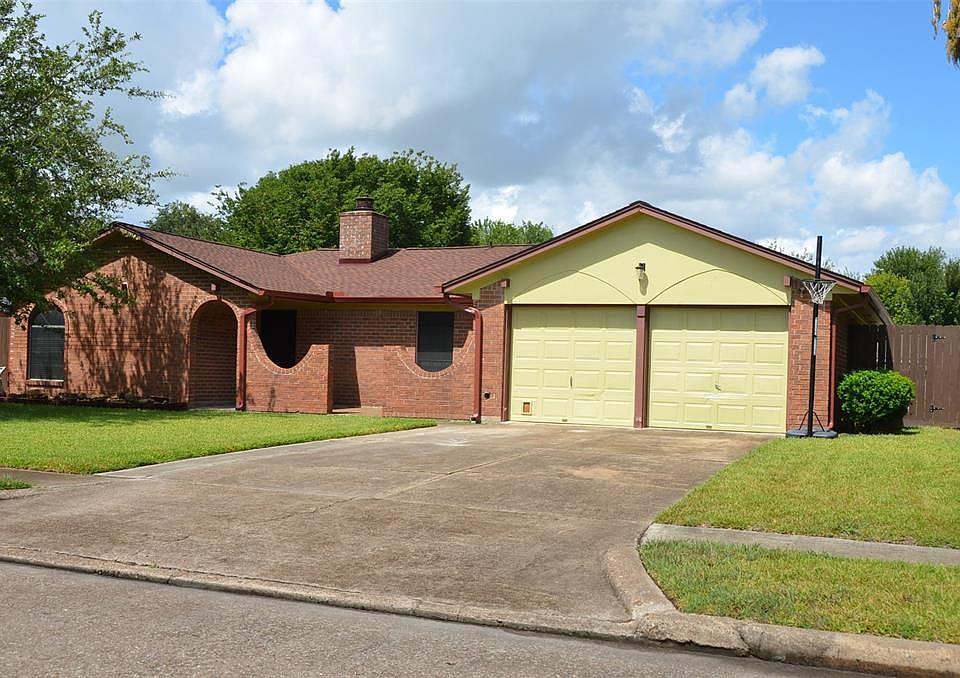 1st image of 3101 Park Meadows Ave