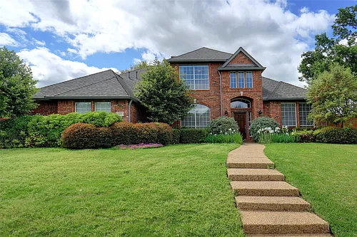 1410 Dartmouth Dr Photo 1