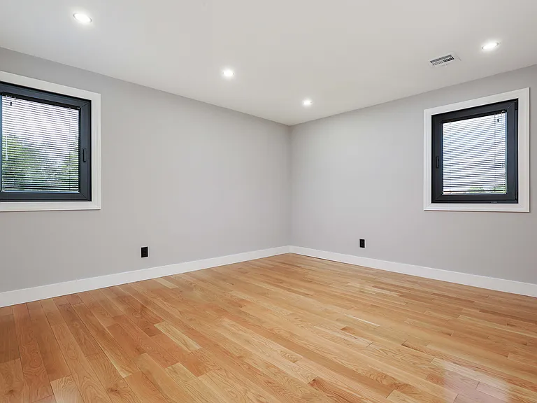 400 Knopf St #2 — Photo 21