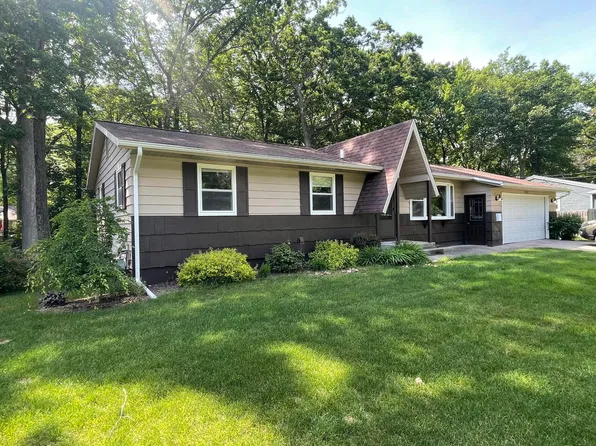 957 Cheboygan Dr, Muskegon, MI 49445