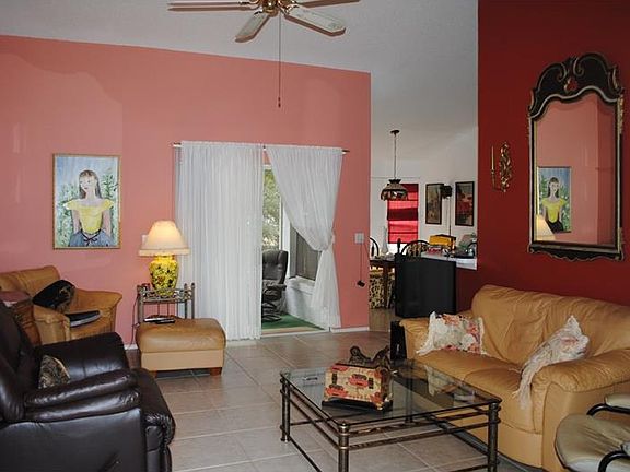 2nd image of 112 Vista Ave
