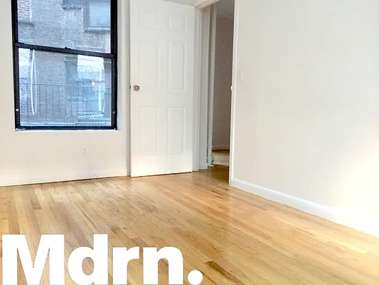 Rented by Mdrn Residential | media 7