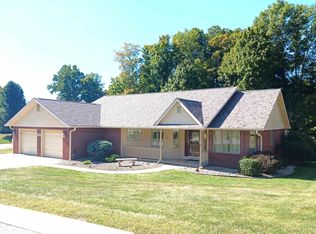 375 Shawnee Woods Dr, Bedford, IN