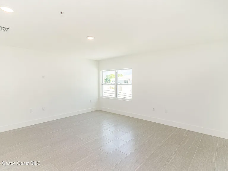 1635 Par St NE #2202 — Photo 7