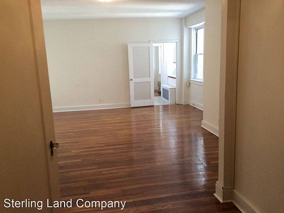 5th image of 4601 Bayard St #8A4