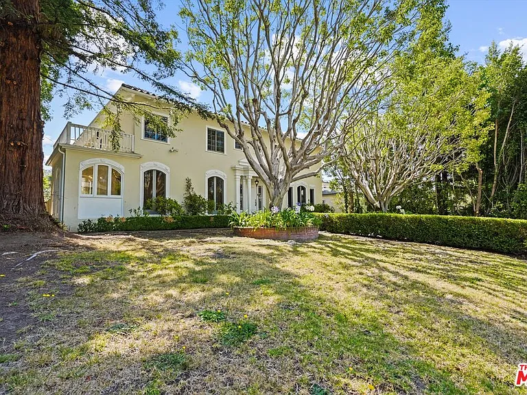 624 S Arden Blvd — Photo 4