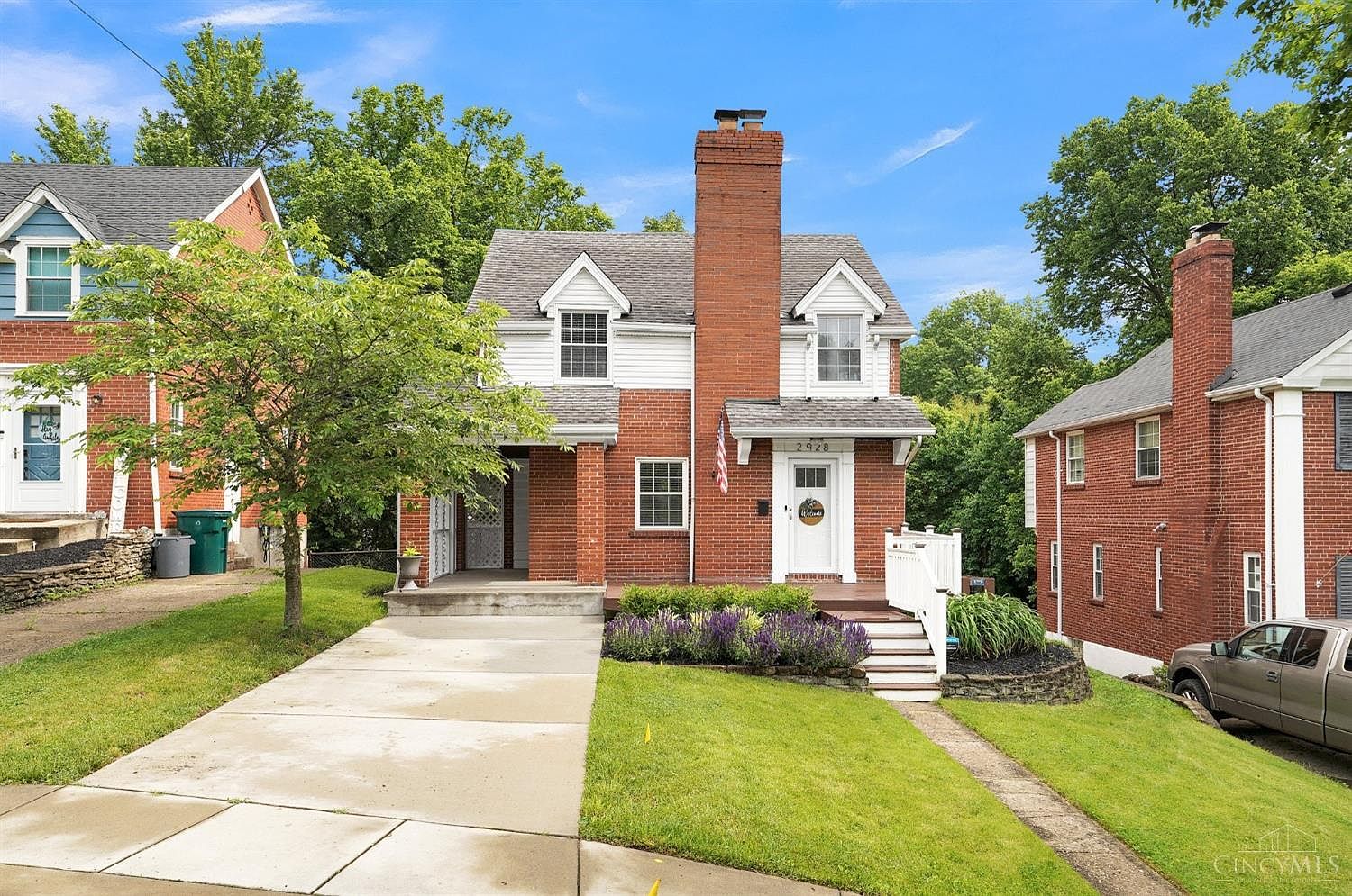 yuka♡　0408 2928 Brookside Ave, Waukegan, IL 60085 | Redfin