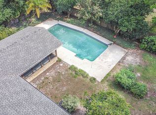 609 Wood Rd, Seffner, FL 33584