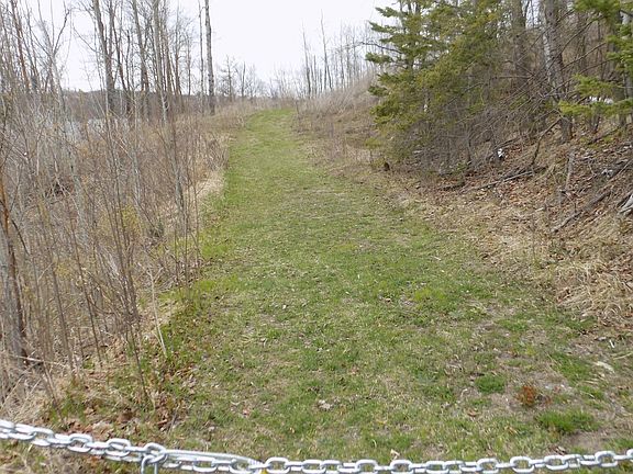 2nd image of Bluebill Bay Rd