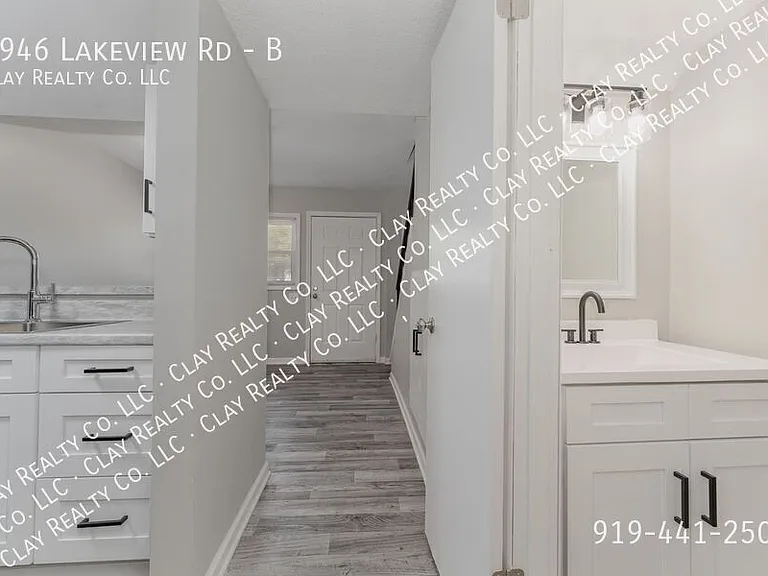 1946 Lakeview Rd #B — Photo 25