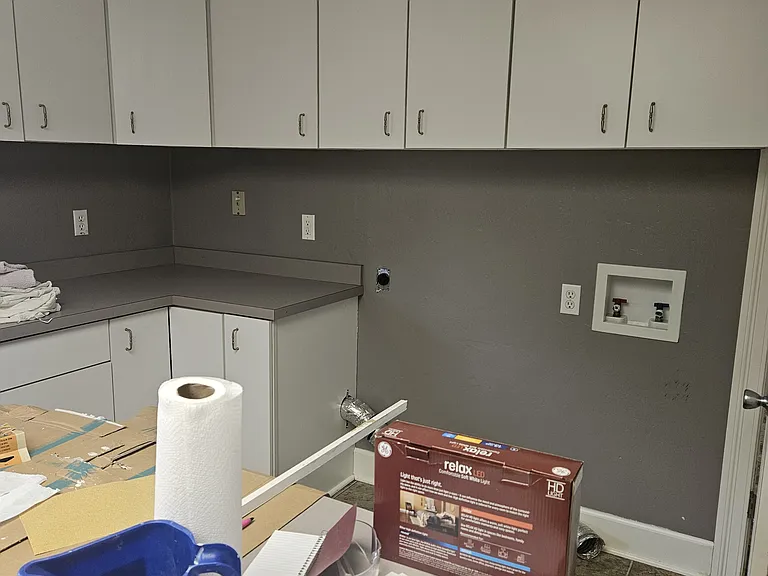 HUGE laundry area with lots of storage and washer/dryer hookup.
