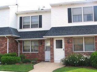 157 S 7th Ave #A106, Manville, NJ