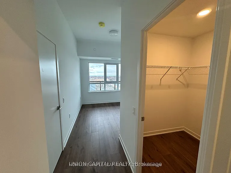 395 Dundas St W #708 — Photo 12