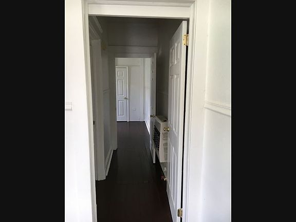 4th image of 603 S Hennessey St