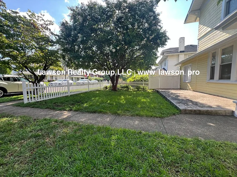 2148 Berkley Ave SW — Photo 5